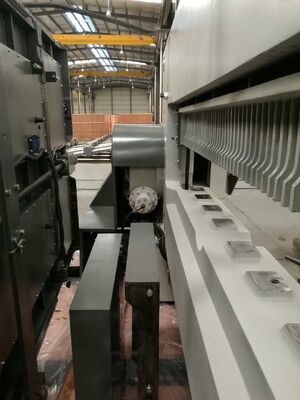 Guillotine Paper Cutter 1640mm with hydraulic system and Omron PLC Programm control system